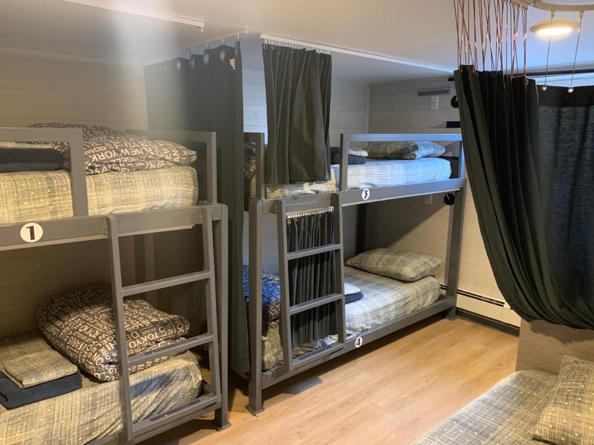 Jasper Downtown Hostel Екстер'єр фото