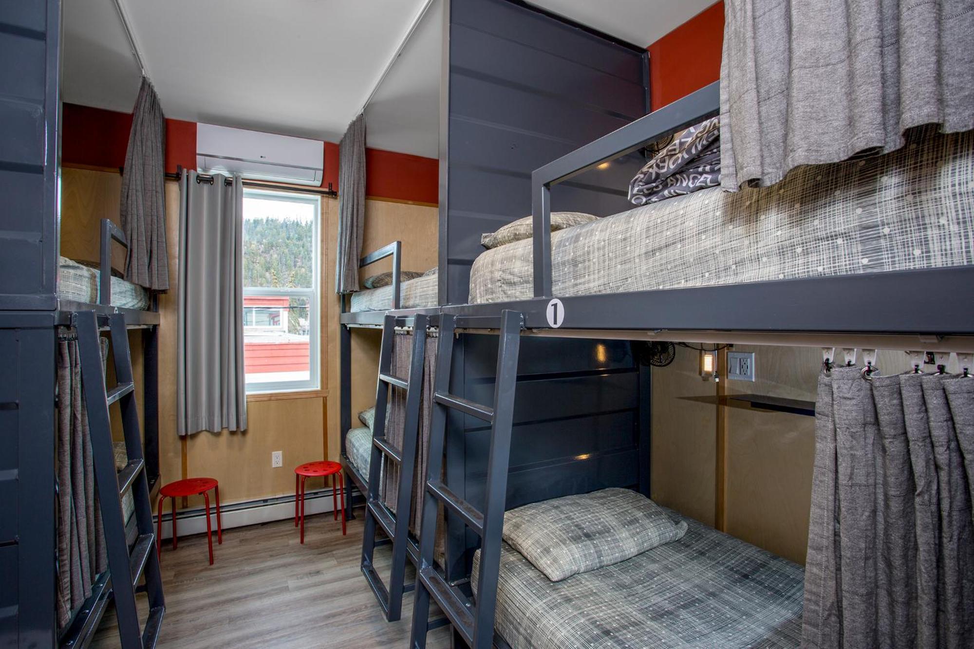Jasper Downtown Hostel Екстер'єр фото